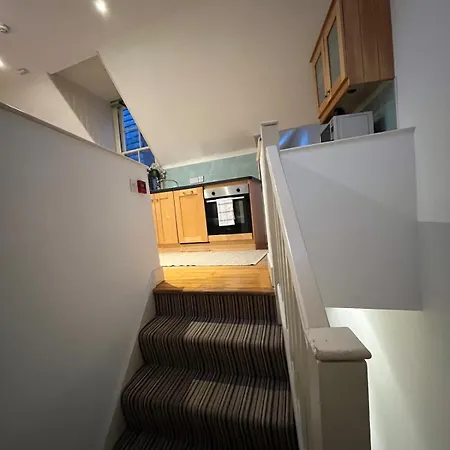 Luxe Loft * Cork
